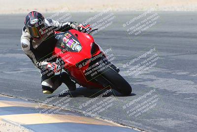 media/Mar-28-2022-Superbike Trackdays (Mon) [[b8603d0f67]]/Open Track Time/Turn 3 Inside/